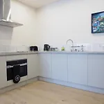Chic And Classy Studio On Easter Road - Flat 1, Elgin House Apartments